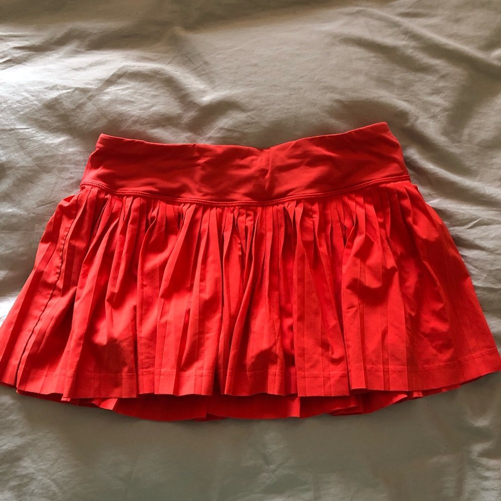 Lululemon skort in orange. Size 6.